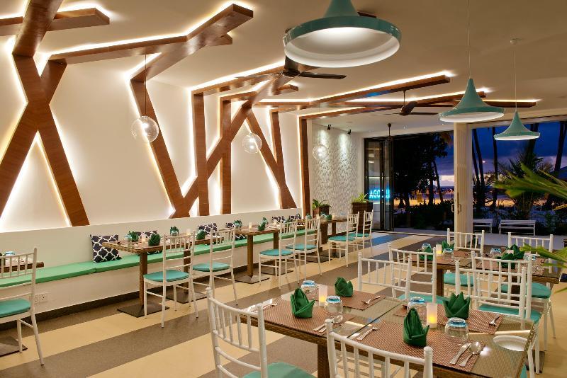 Crystal Sands Beach Hotel At Maafushi Exterior photo